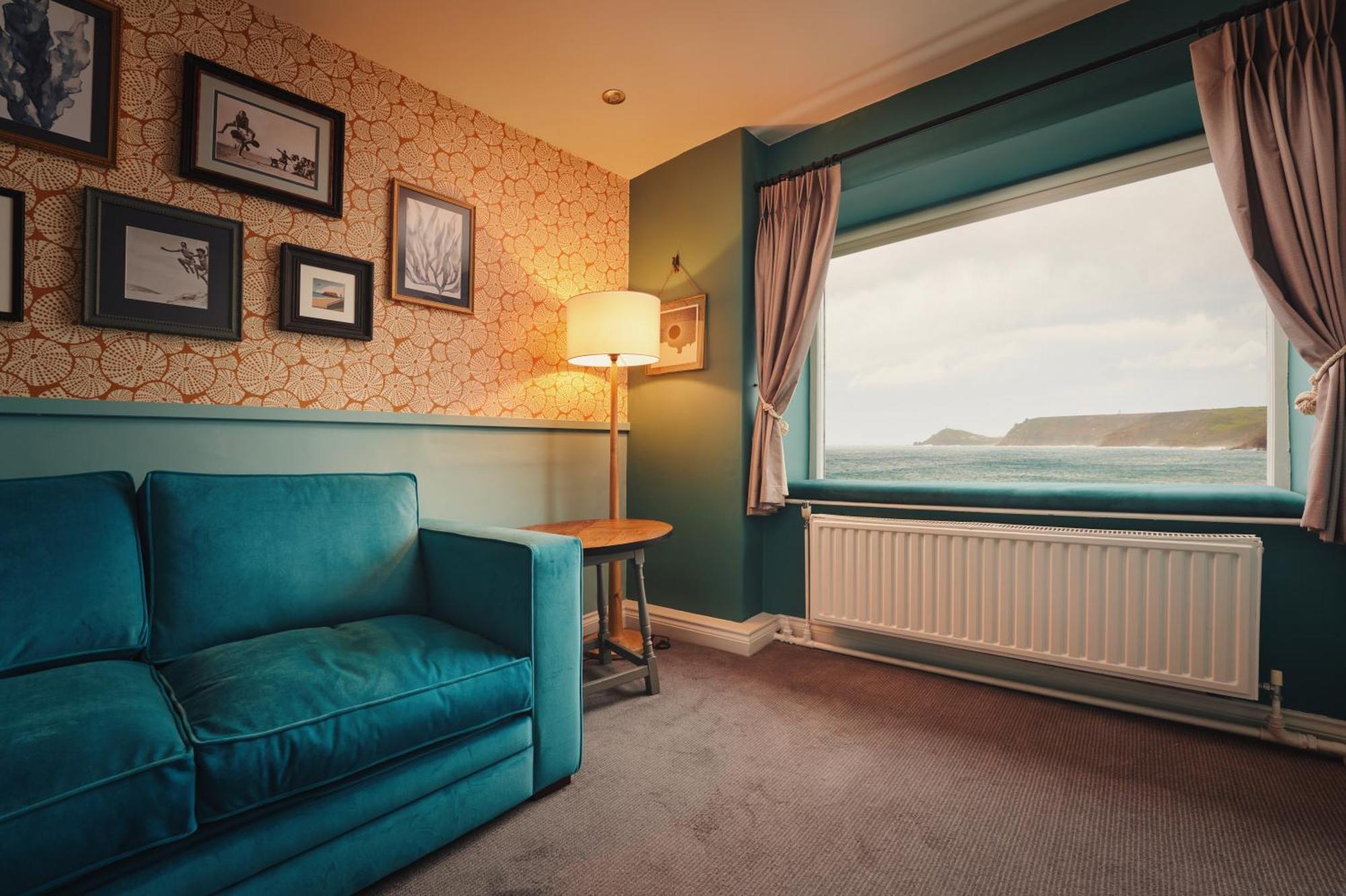 The Old Success Inn Sennen Cove Rum bild