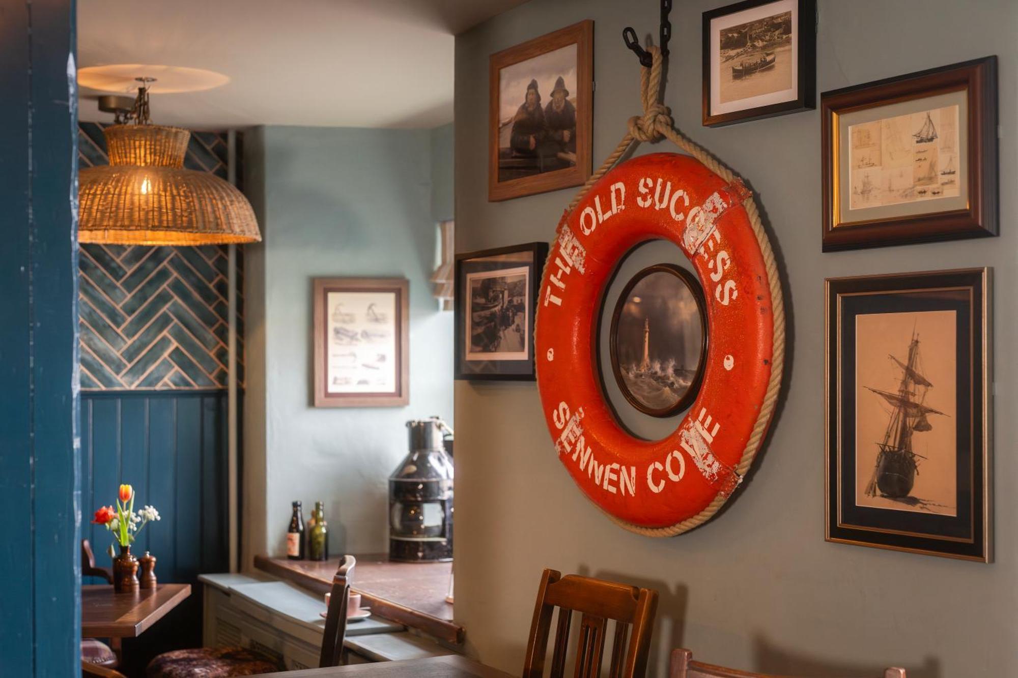 The Old Success Inn Sennen Cove Exteriör bild